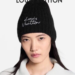 LV script Beanie